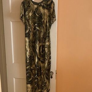 Amanda Lane Artistic Swirl Maxi Dress